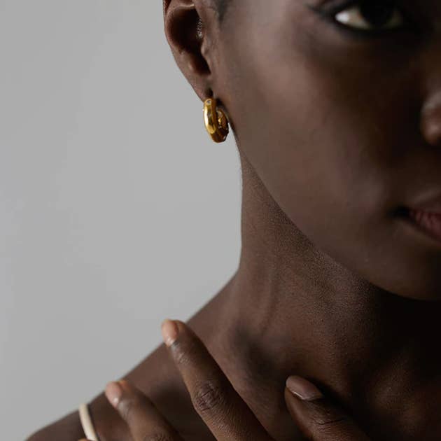 MeloMelo - Wholesale Hoop Earrings - Freya - Starburst Thick Nugget Creoles5