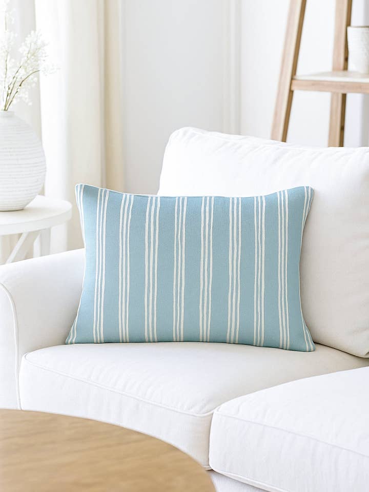 Ocean Drift Randiga Linnekuddar för wholesale av Anaya Home