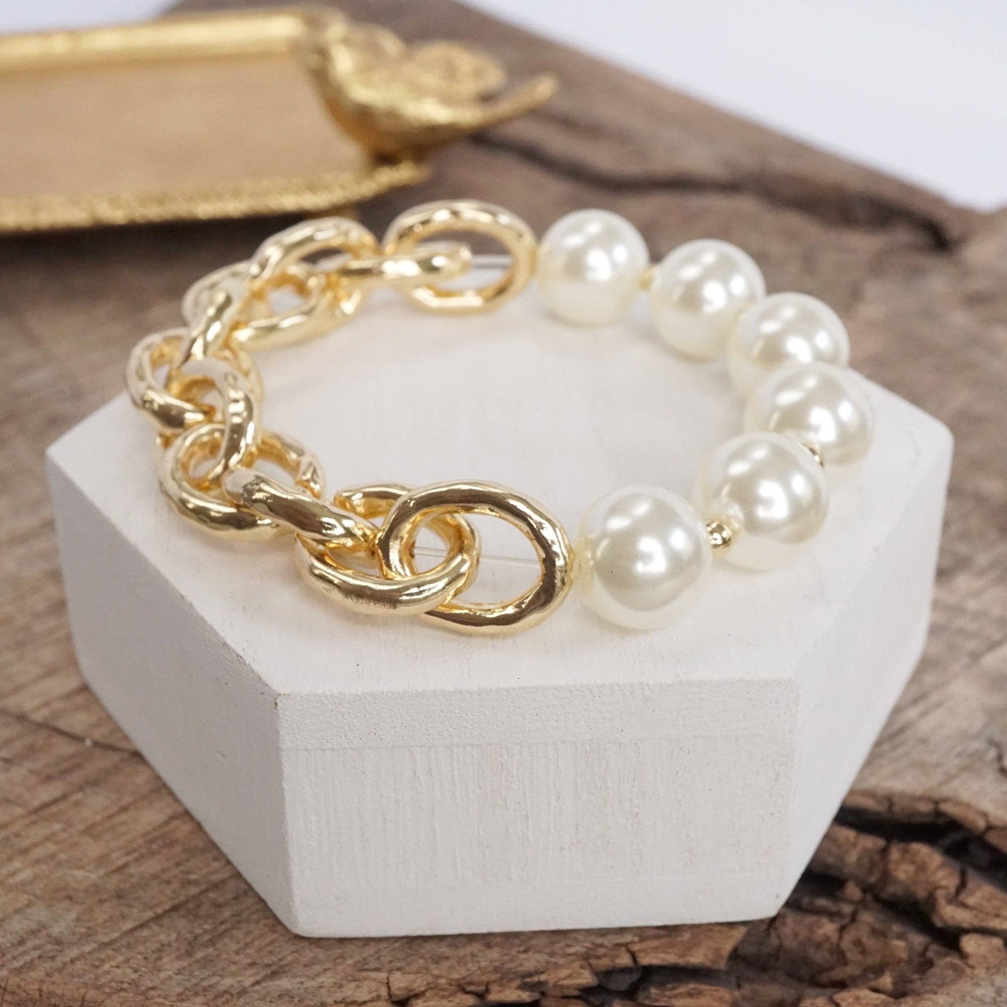 PennyLine inc - Wholesale Beaded Bracelet - Chunky Chain and pearls beads bracelet Gold tone4