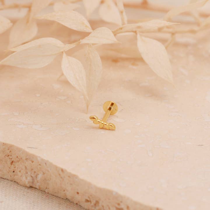 Little Nell Jewellery - Wholesale Stud/Post Earrings - Gold Petal Curve Labret Stud
