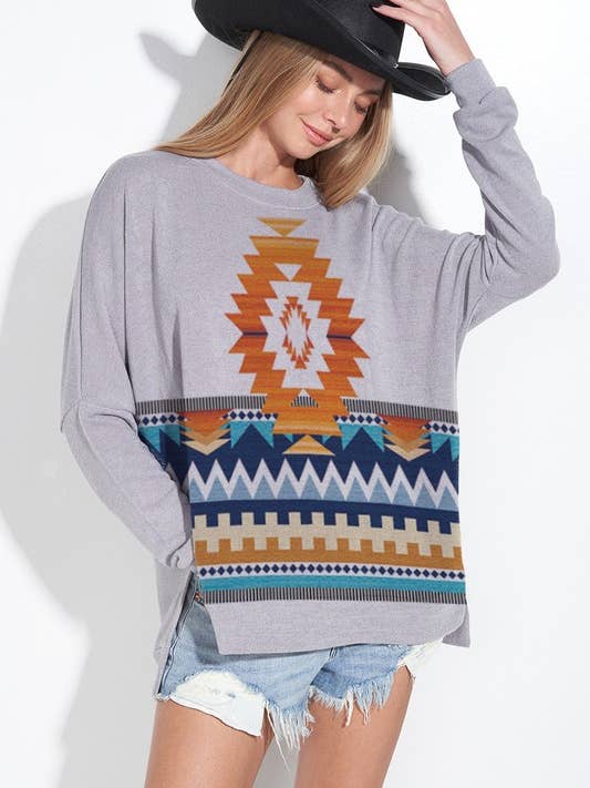 Haut en tricot à manches longues à imprimé aztèque pour la vente par MintChoco