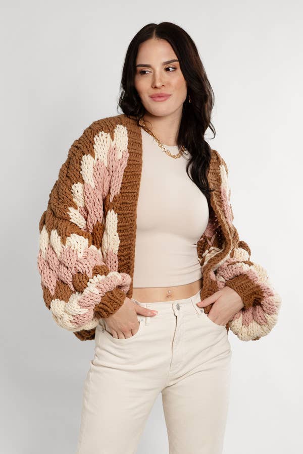 SAACHI – wholesale Cardigan – Women’s – Chunky Knit Cardigan Cropped9