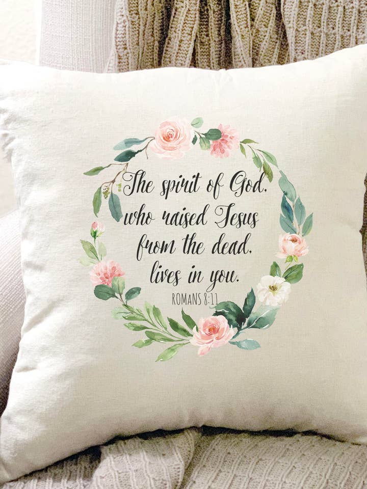 Housse de coussin de Pâques « L'Esprit de Dieu » pour la vente par Cali Boutique Wholesale