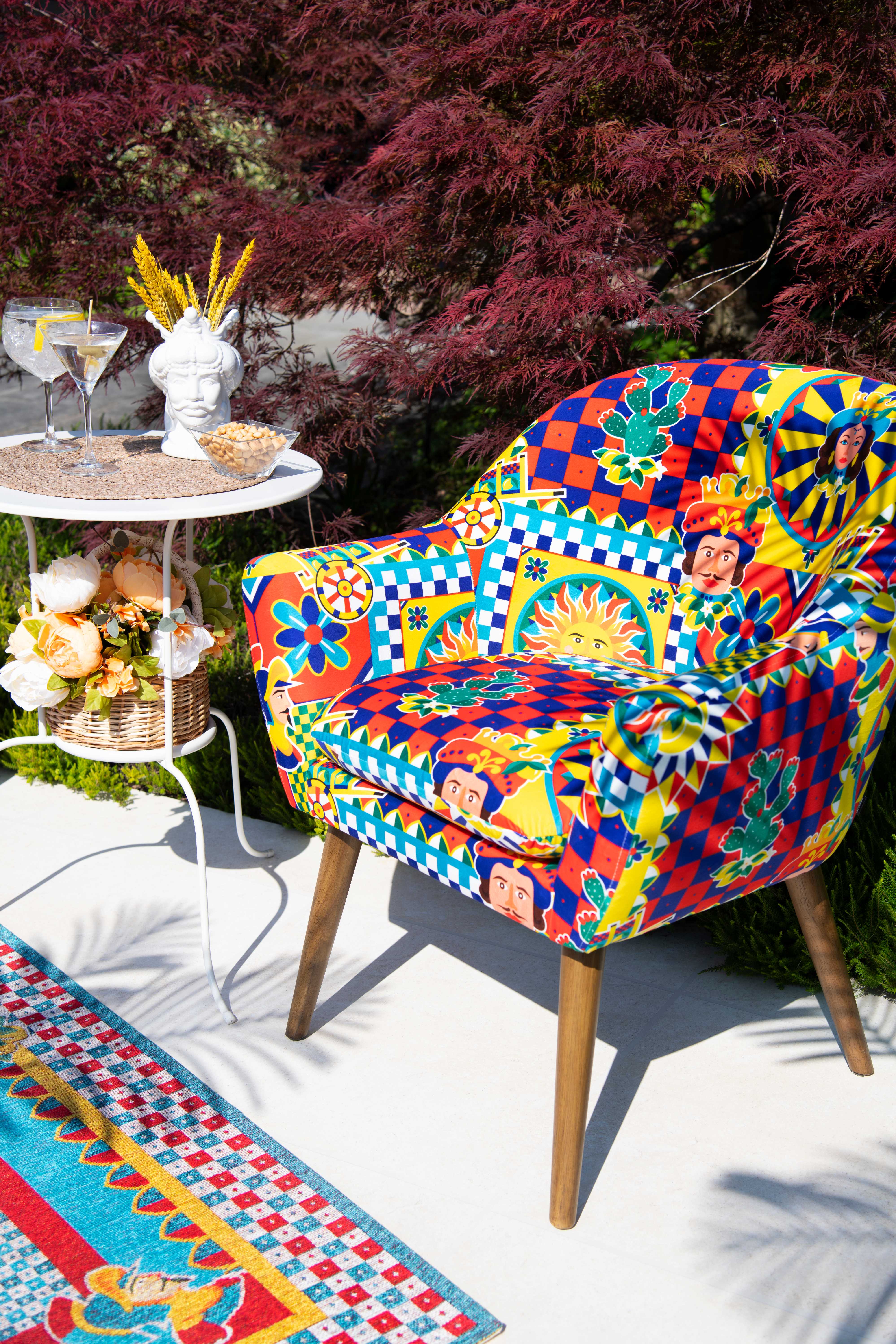 Bergamaschi & Vimercati S.p.a. - Wholesale Chair - Sicilian Rhapsody armchair in velvet-effect polyester and plywood – 70x65x83 cm1