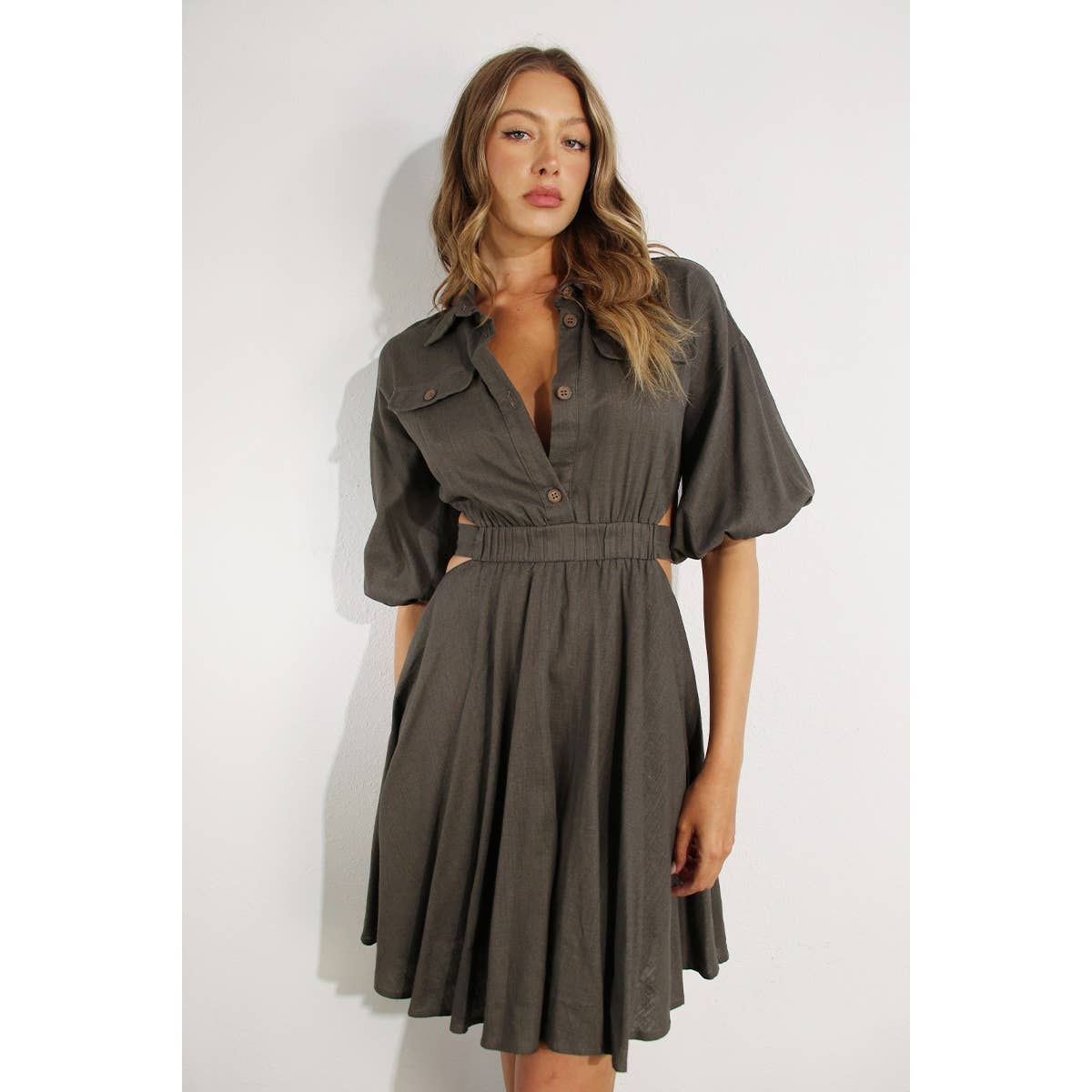 MARRONE ABITO CAMICIE APERTE IN LINO in vendita all'ingrosso su Faire7