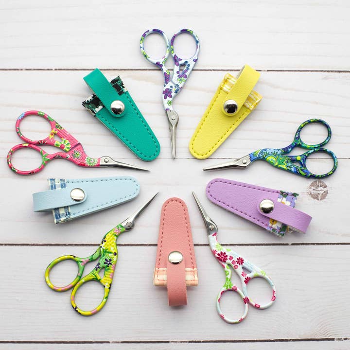 Fox & Pine Stitches - Wholesale Knitting Needles - Colorful Scissors & Sheaths