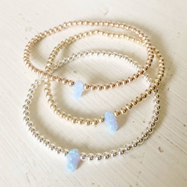 3 mm pärla Stretch armband med Opal Hamsa Bead för wholesale av Kelly and Rose Boutique
