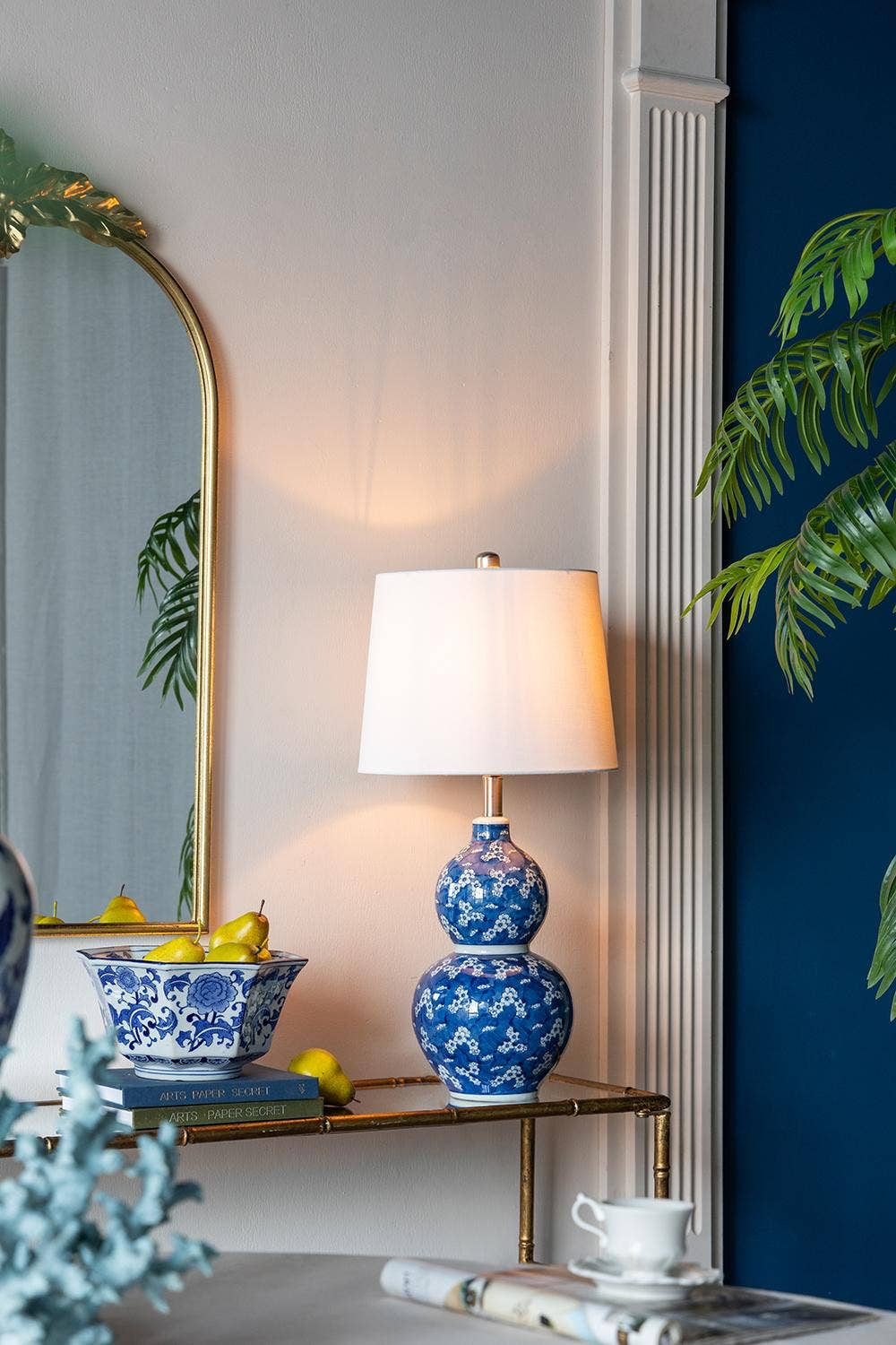 A&B Home Group Inc. - Wholesale Accent/Desk Lamp - D13x25.75" Blue/White Round 2-Tiered Ceramic Vase Lamp5