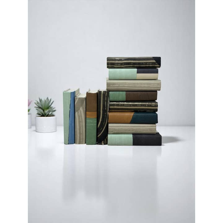 12 Vol. Mini Glam Domain & Arches / Off-White Cover / 5-5.5" for wholesale by E. Lawrence, Ltd.