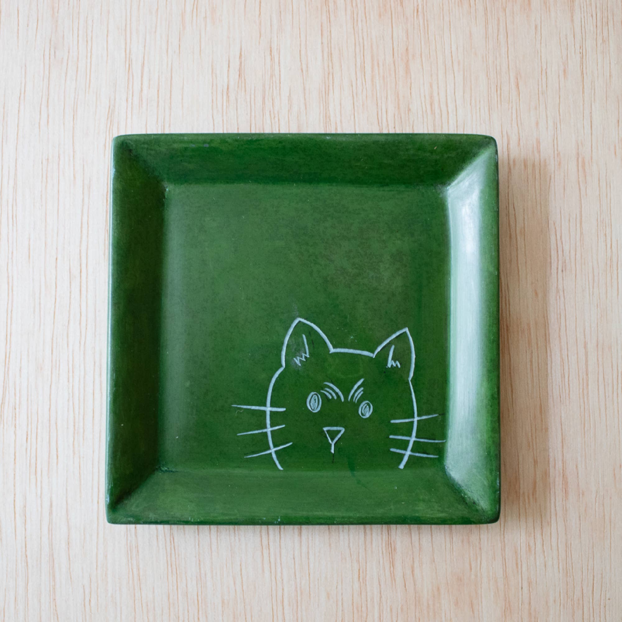 Venture Imports LLC – wholesale Jewellery dish – Square Animal Dish3