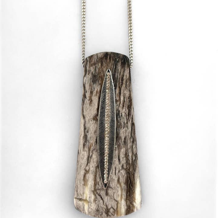 Collana Jackson in argento per la vendita all'ingrosso da parte di Shalla Wista Studio