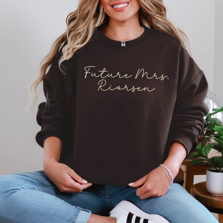 MagicMerchEmporium - Wholesale Graphic Sweatshirt - Women's - Future Mrs. Riorson Sweatshirt4