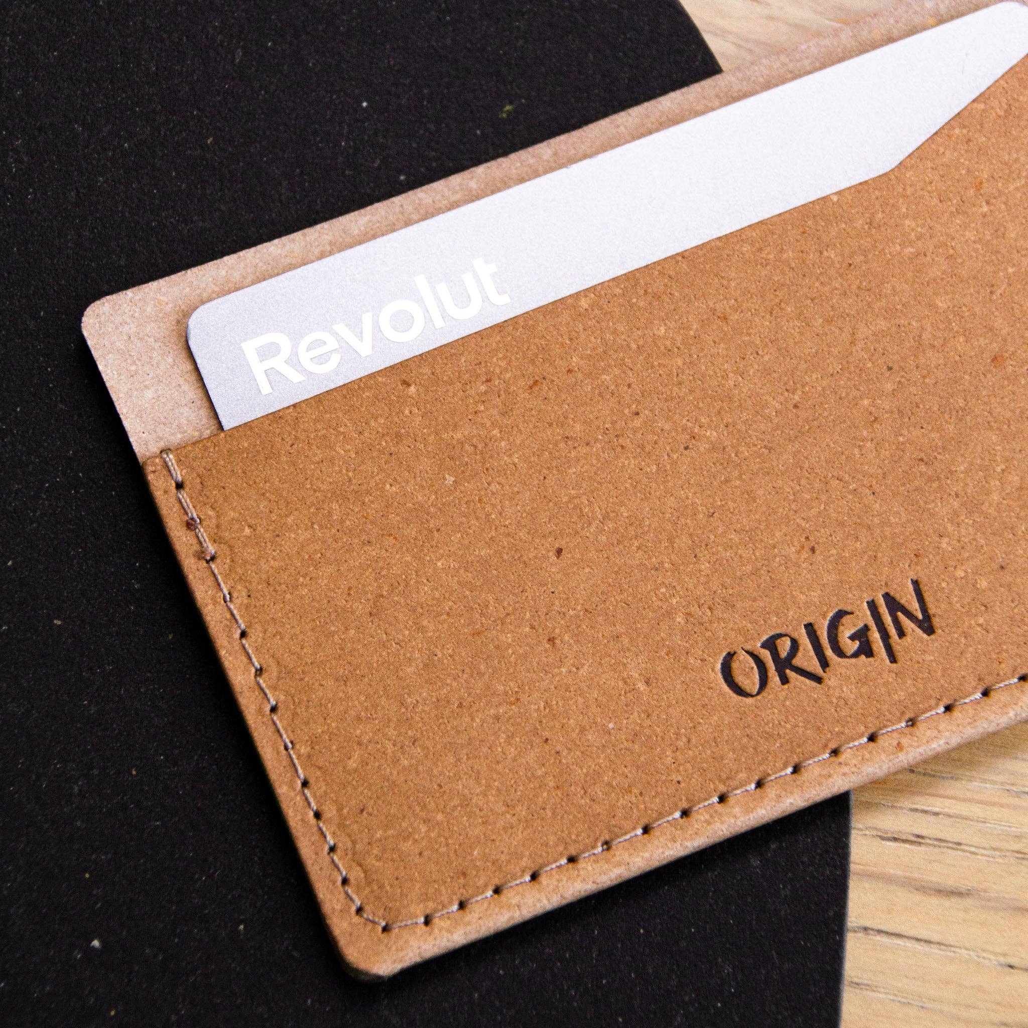 Maison Origin - Wholesale Card Holder - Unisex - CARD HOLDER - RECYCLED LEATHER1