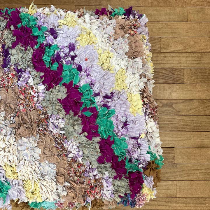 Néda - Wholesale Pouf - Berber Pouf Lilac Purple Boucherouite1