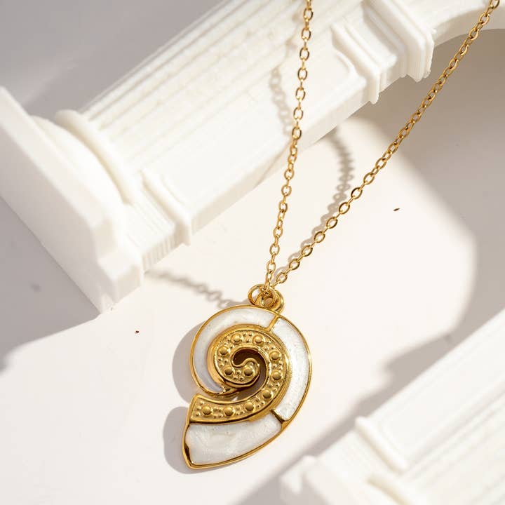 COSMOS - Wholesale Pendant/Charm Necklace - Stainless Steel Spiral Sea Snail Necklace0
