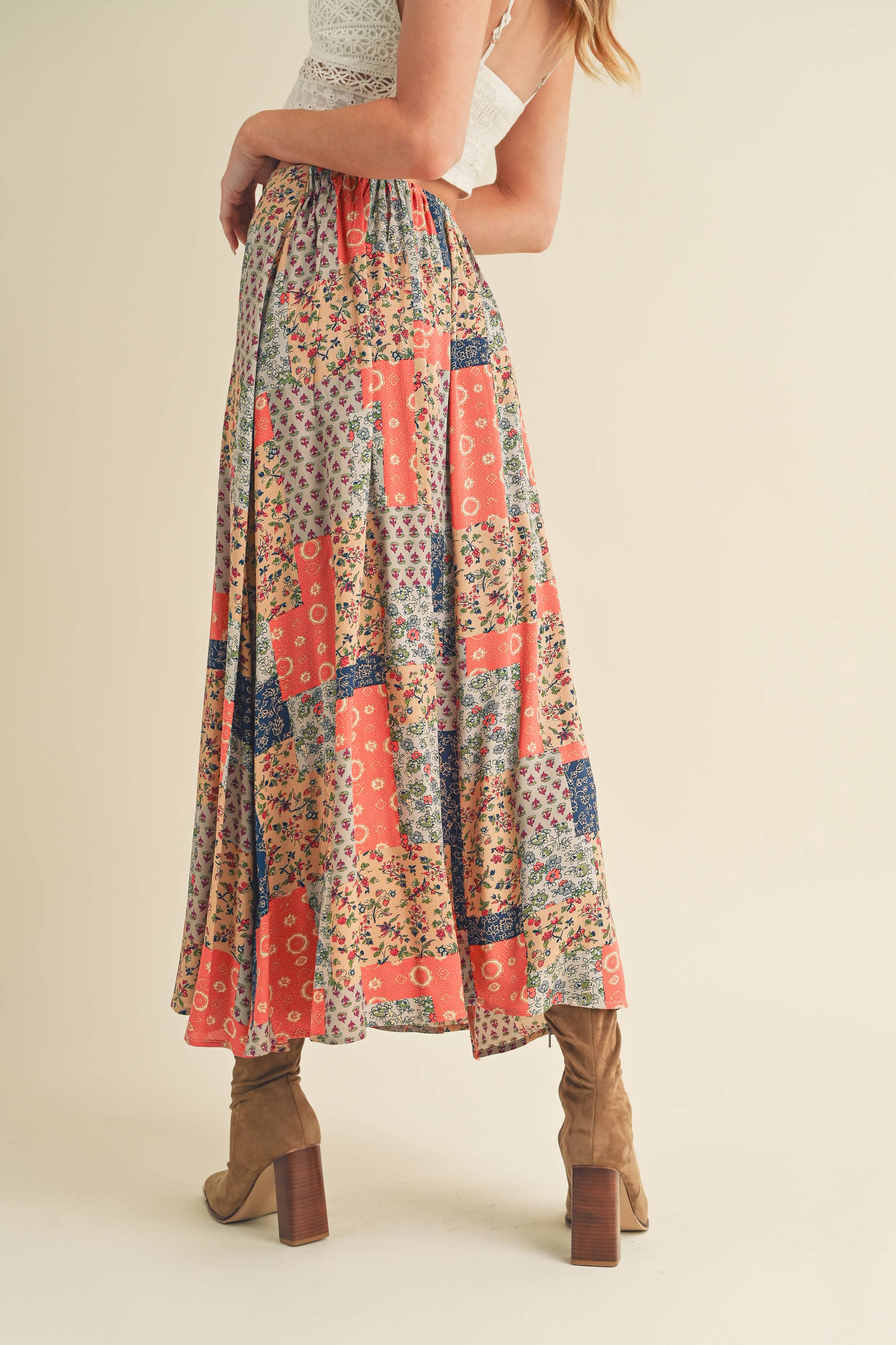 AEMI + CO - Wholesale Skirt - Women's - 773DN Bradyn Print Skirt13