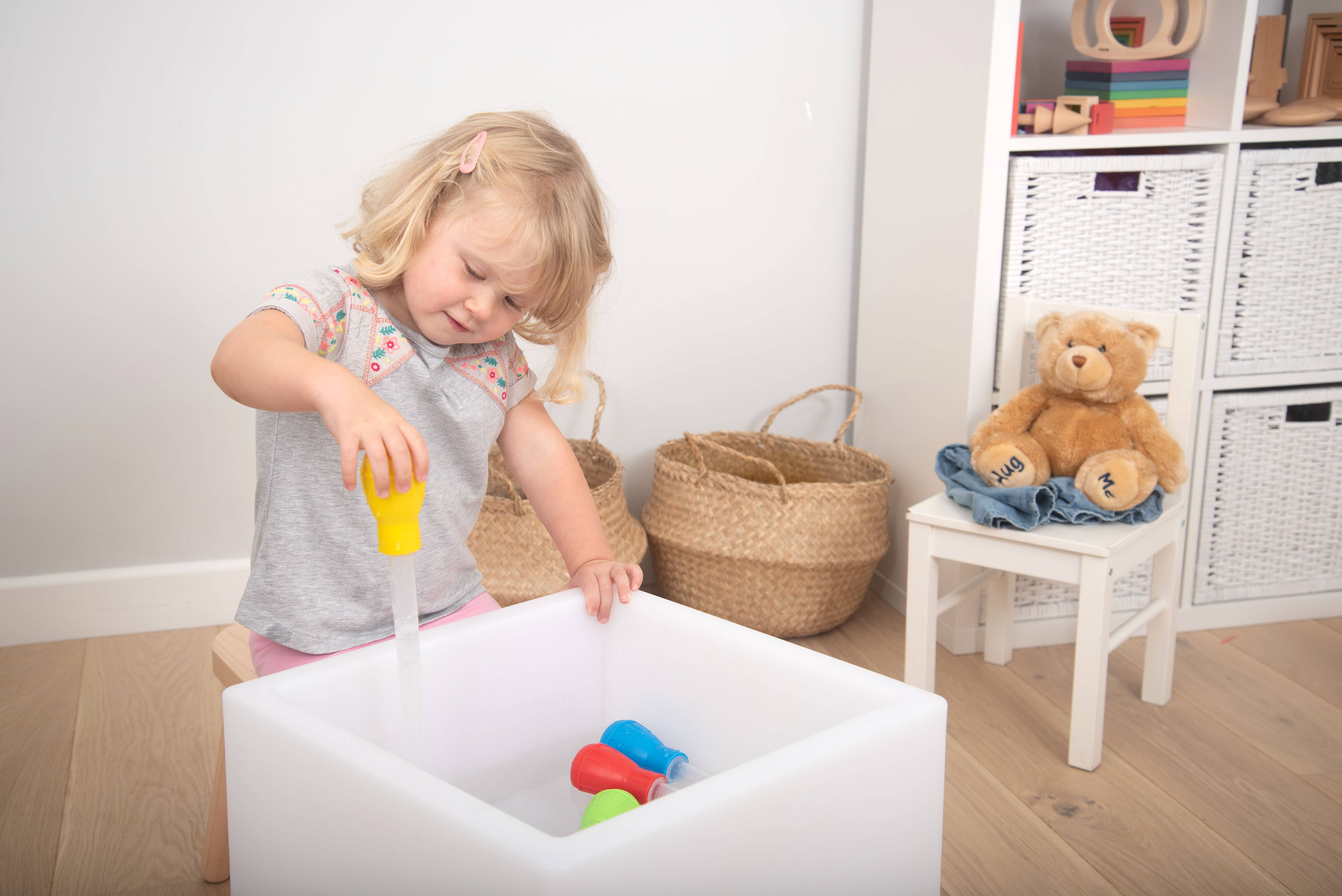 Commotion – wholesale Toy set – Kids – Measuring Pipettes - Giant - Water Play - Dropper4