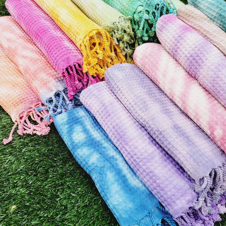 EBRU Home – wholesale Throw blanket – 4 WAFFLE THROW/ Blanket , Assorted Tie-Dye Waffle Towel6