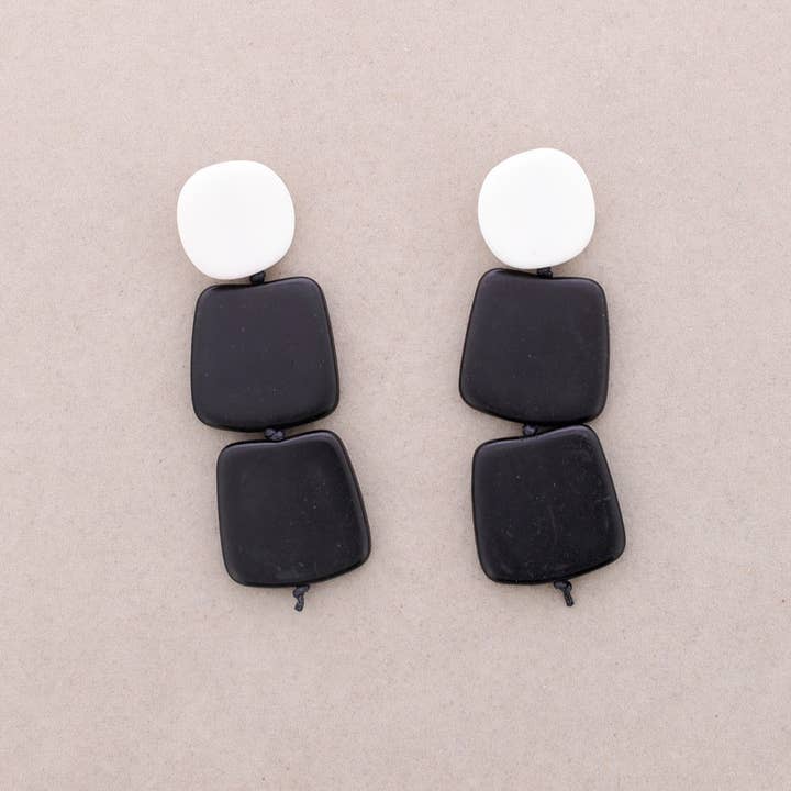 Sonata - Wholesale Hangende/ronde oorbellen - Oorbellen met Resin kralen