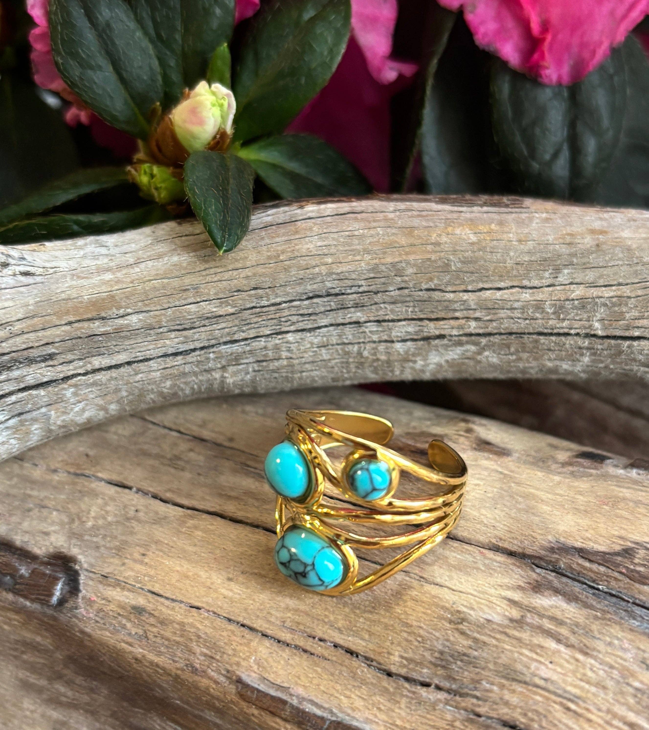 Ocean Ripples – Engroshandel Statementring – Justerbar ring med flere bånd i 18 kt forgyldt turkis6