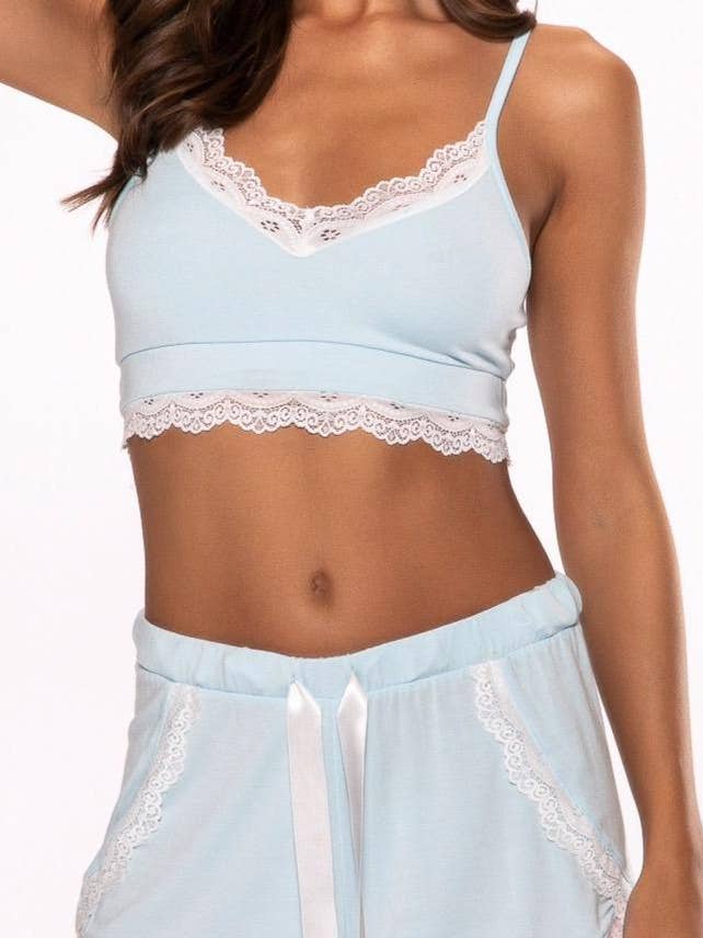 Short bleu bébé pour la vente par Cheekfrills Knickers
