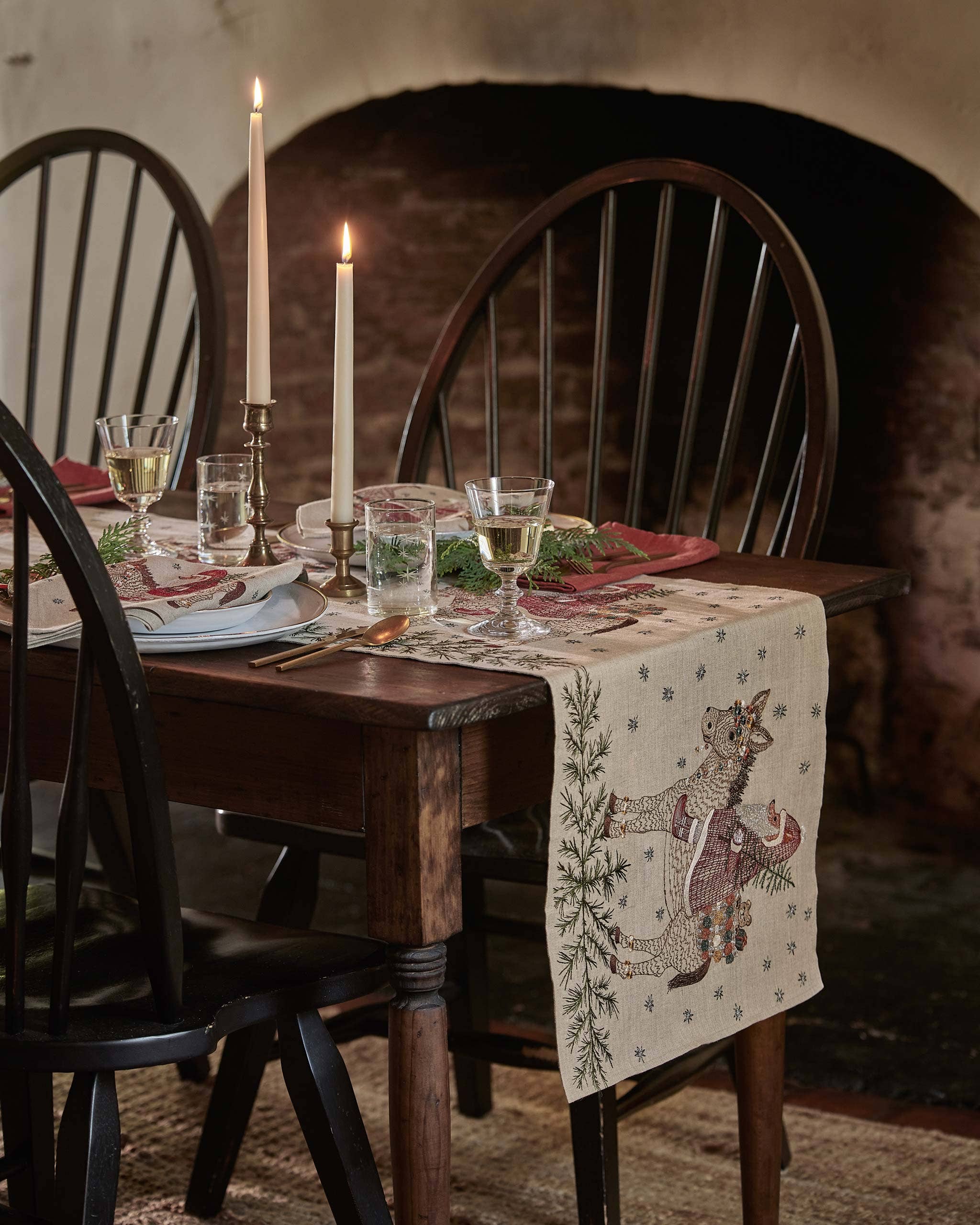 Coral & Tusk - Wholesale Table Runner - Christmas Donkey Table Runner7