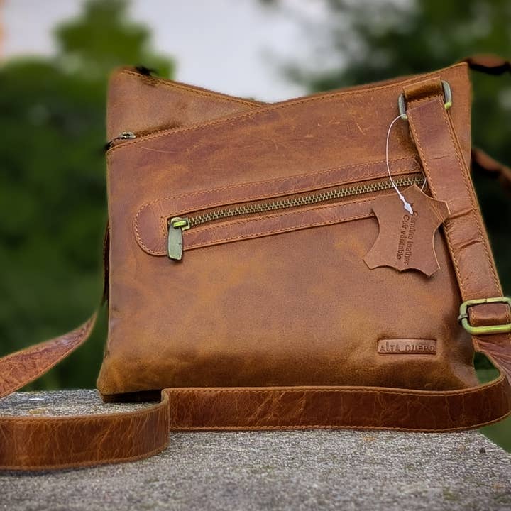 Alta Quero - Wholesale Crossbody Bag - Women's - Depth on Proven Styles Starter Pack + Gift28