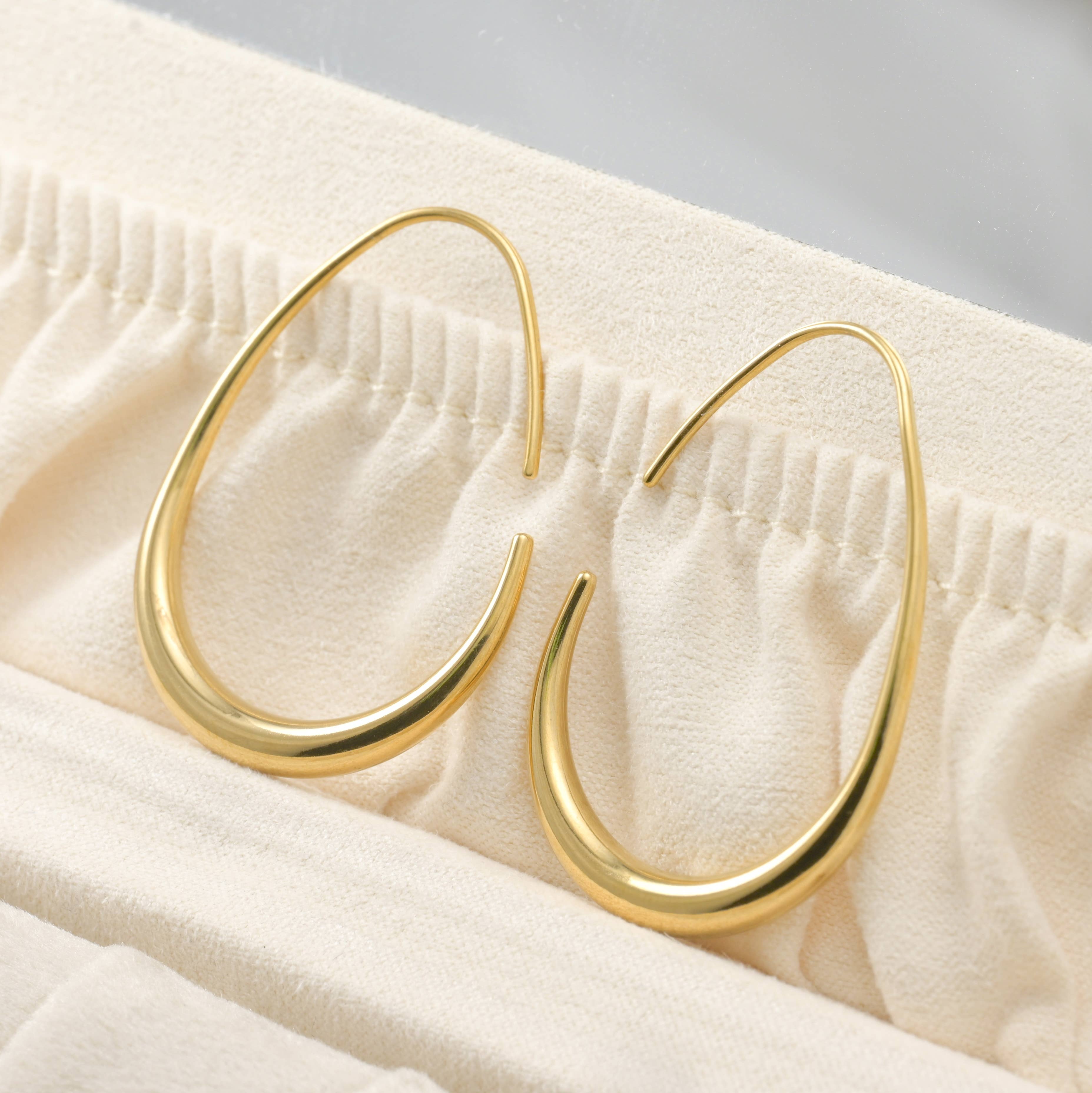 Blueyejewelry - Wholesale Hoop Earrings - Tear Drop Earrings - Stainless Steel Pear Hoop Earrings8