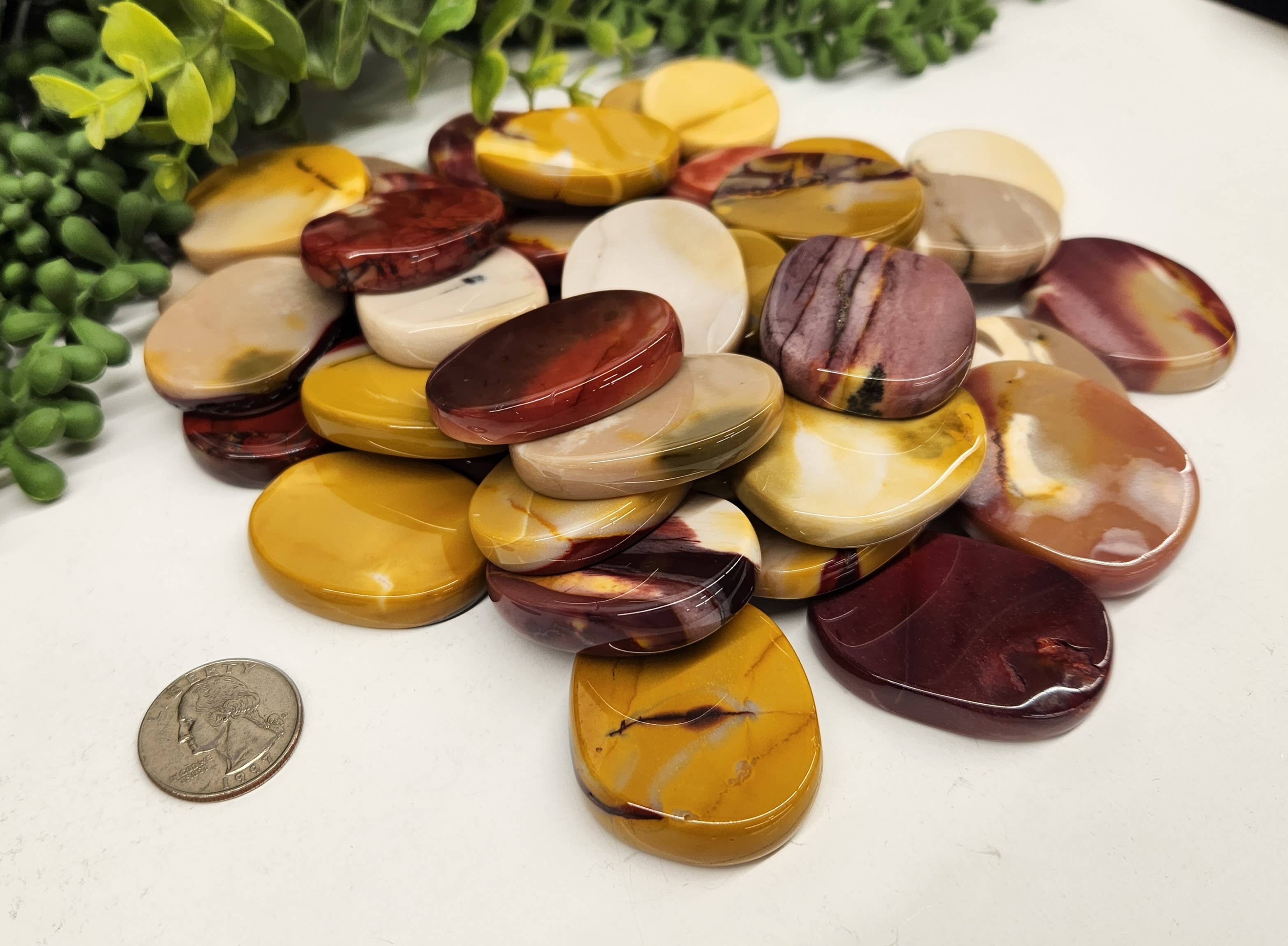 Meraki Gemstones - Wholesale Spiritual Stone/Crystal - Mookaite Jasper Flat  Smooth  Stones(0.5kg/1.1lbs)45x35x7mm2