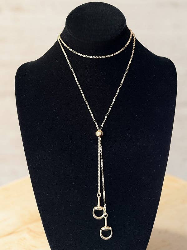 Collier style bolo western à embouts en mors snaffle pour la vente par LA Bijoux
