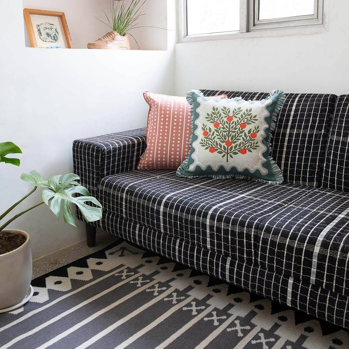 Safomasi - Wholesale Throw Pillow Cover - Apple Tree Ruffle Cushion Cover2