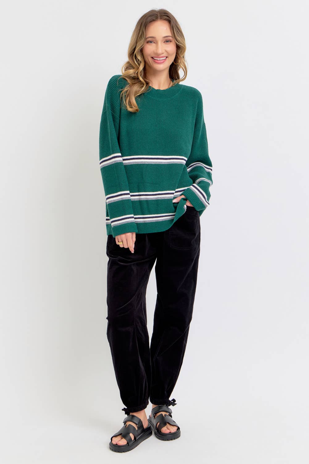 Sweet Lovely by Jen – Engroshandel Pullover - Dame – STRIBET STRIKTOP/SWEATER25