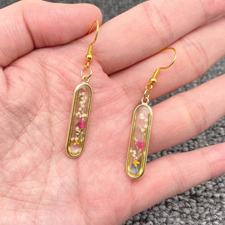 Dried Flower Long Oval Charm Dangle Earrings - PDF for wholesale by Mio Queena
