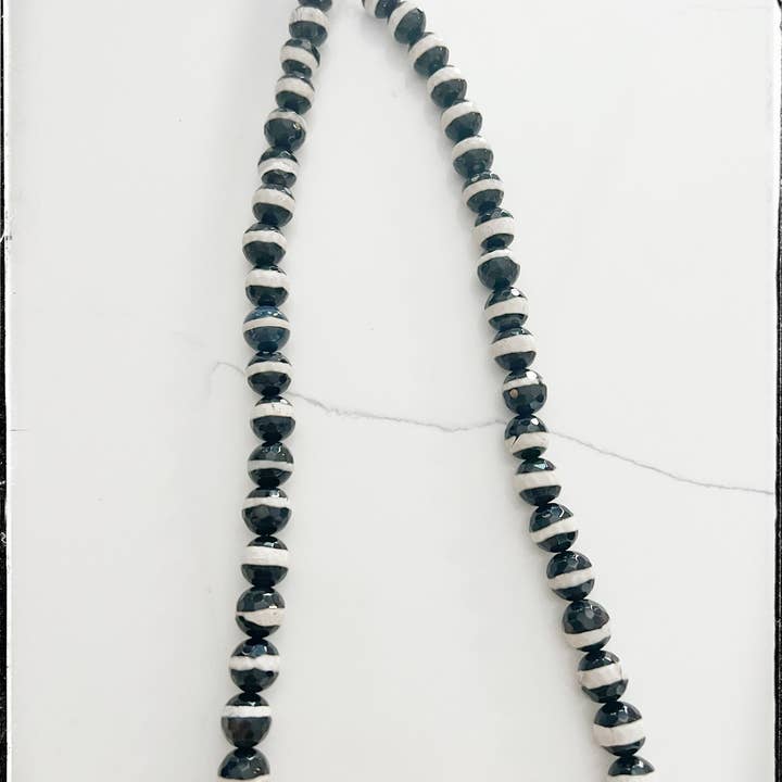 GentrybyJenna - Venta al por mayor Collares de cuentas/perlas - Collar corto de cuentas de ágata Dzi a rayas con piedras preciosas en madera de coco