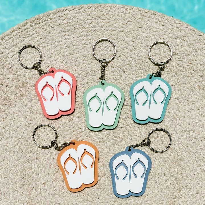 Llavero Costero de Acrílico de Doble Capa con Chanclas para venta al por mayor de The Cottonseed Marketplace