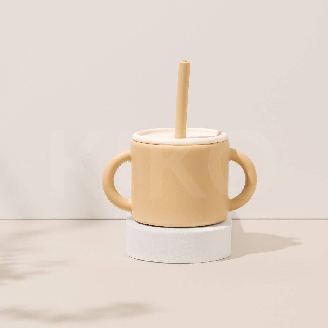 KIKO The Label - Wholesale Drinking Glass/Cup - Kids & Baby - Silicone Cup With Lid And Straw I Sand0