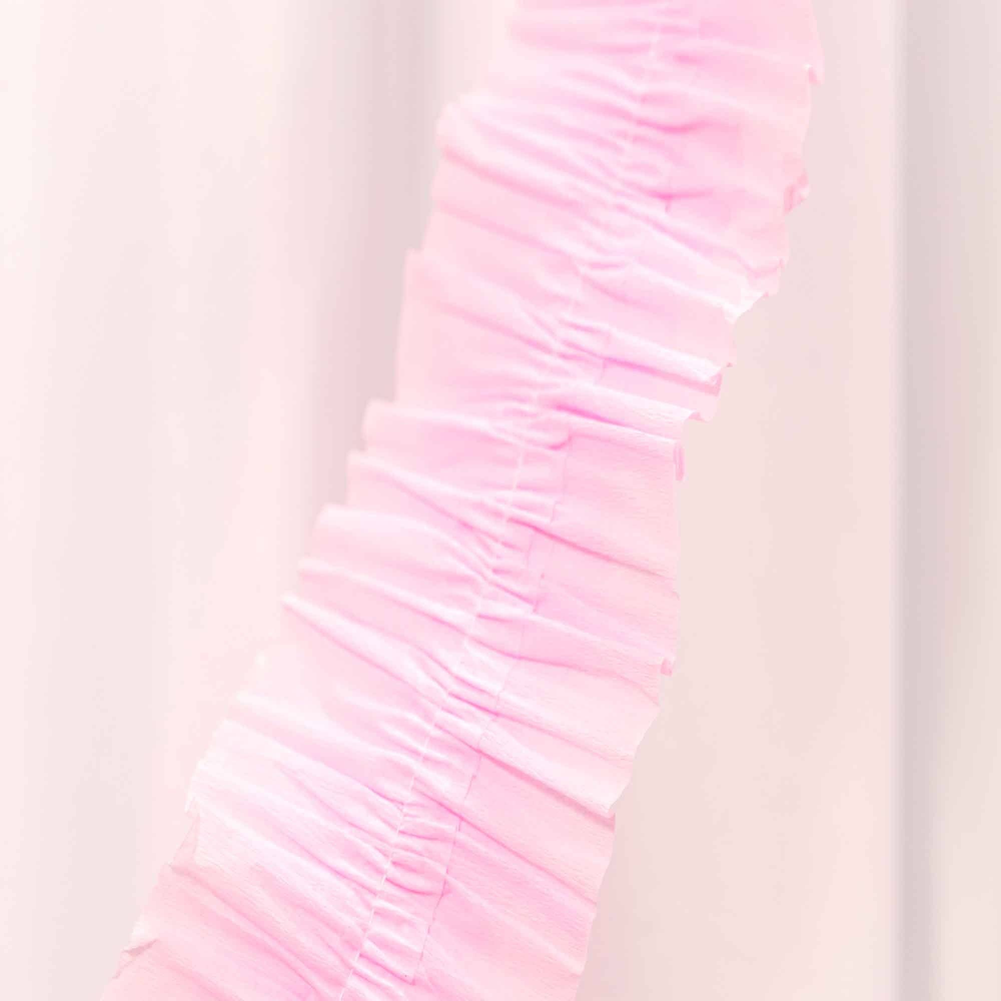 Party Pull Garland 3 rolls/bag - Pink for wholesale on Faire3