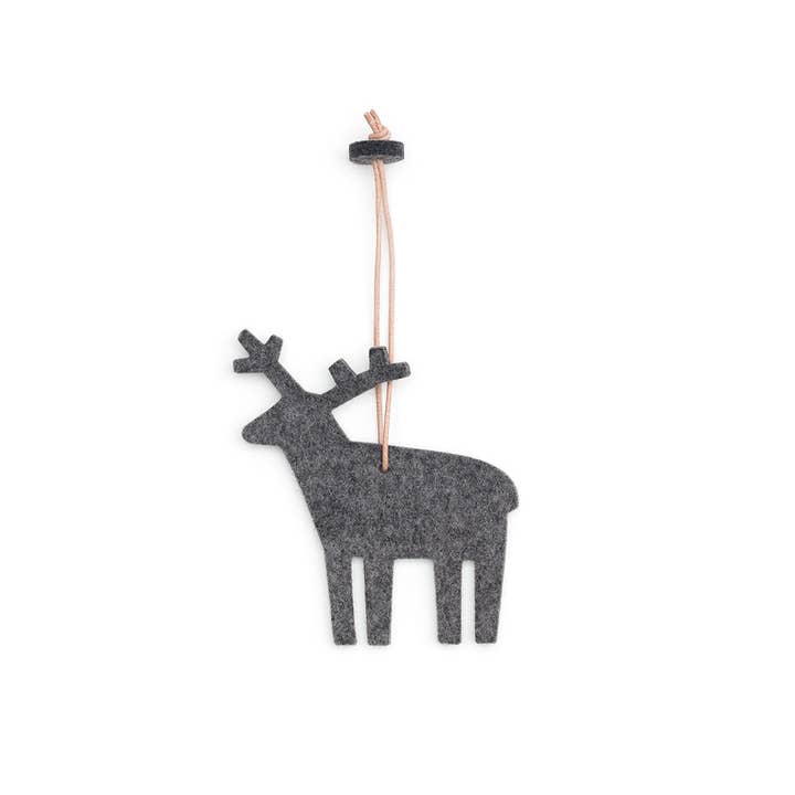 Reindeer pendant for wholesale by HEY-SIGN