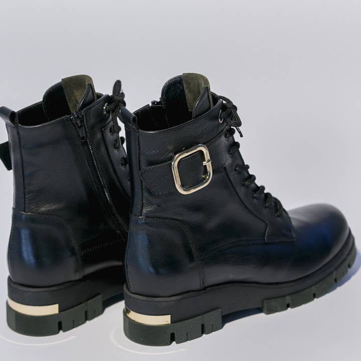 Maria Di Ripabianca - Wholesale Combat/Military Boots - Women's - Black combat boot with track sole1