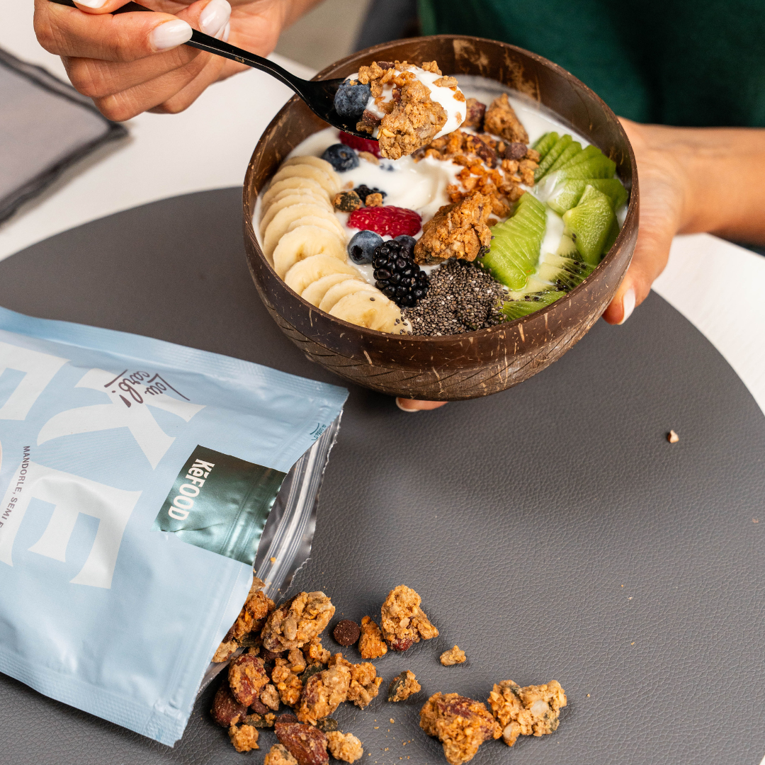 KeFood - Wholesale Granola - KETO GRANOLA WITHOUT SUGAR WITH CHOCOLATE CHIPS 225G4