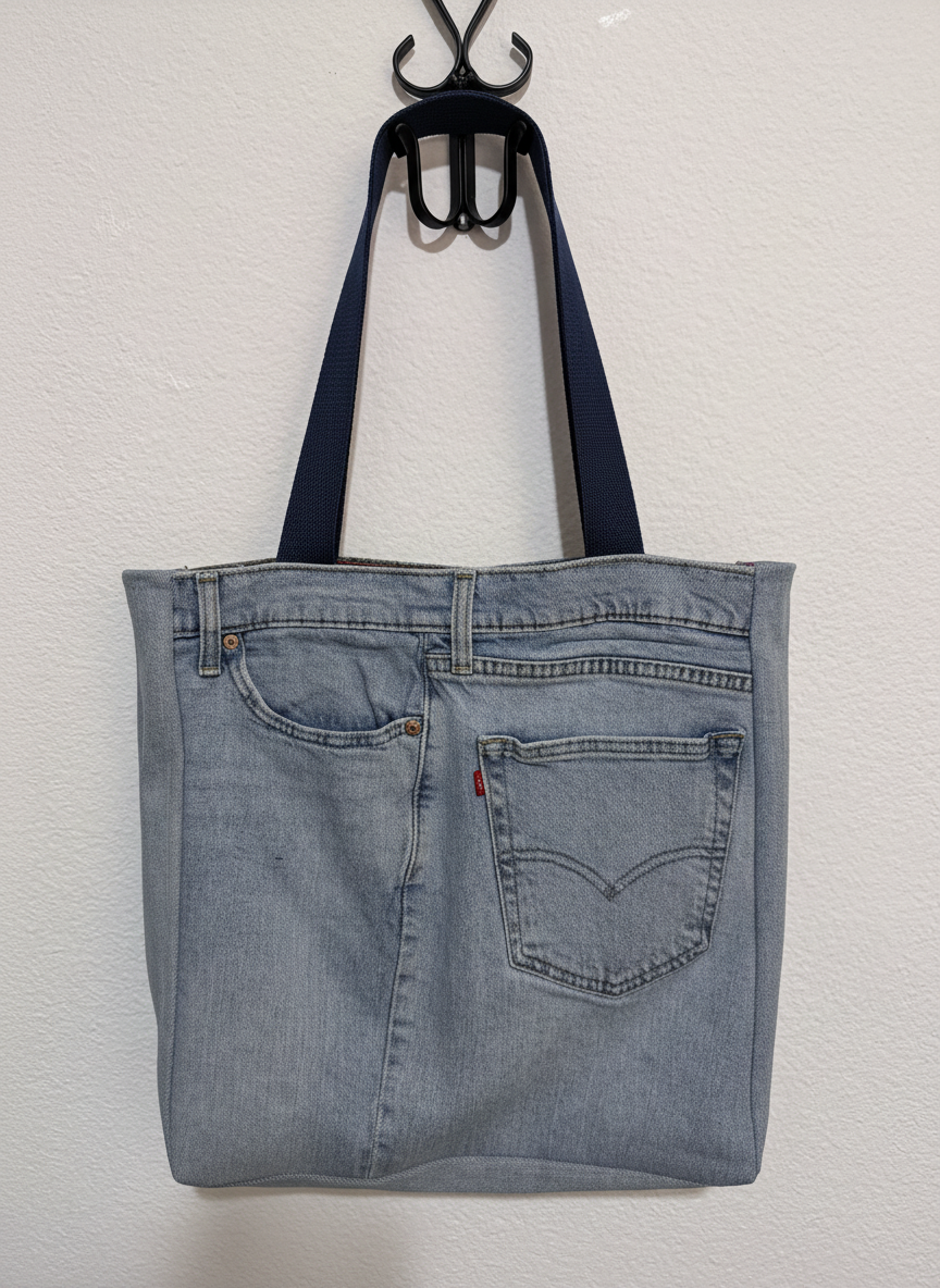 Indigo Bags - Wholesale Tote Bag - Women's - Levi's Upcycled Denim Tote Bag – double hearts4