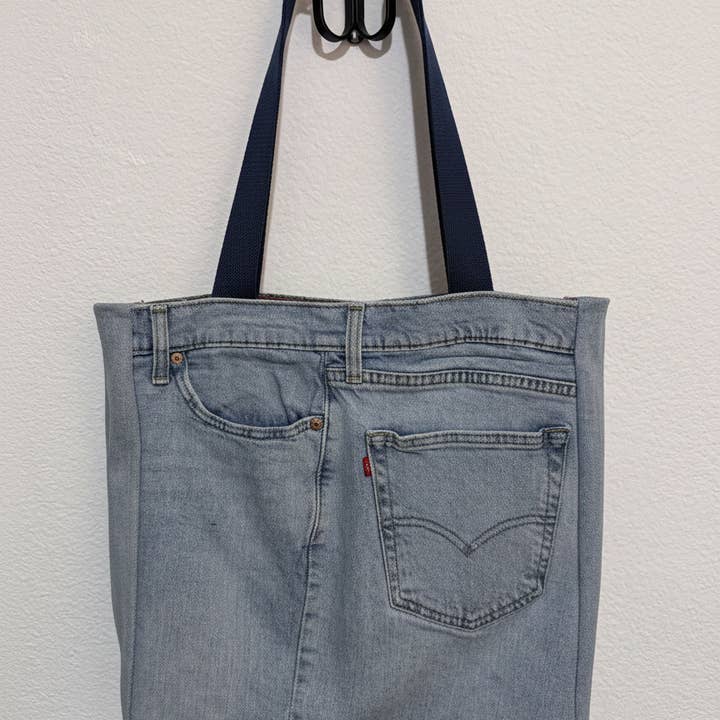 Indigo Bags - Wholesale Tote Bag - Women's - Levi's Upcycled Denim Tote Bag – double hearts4
