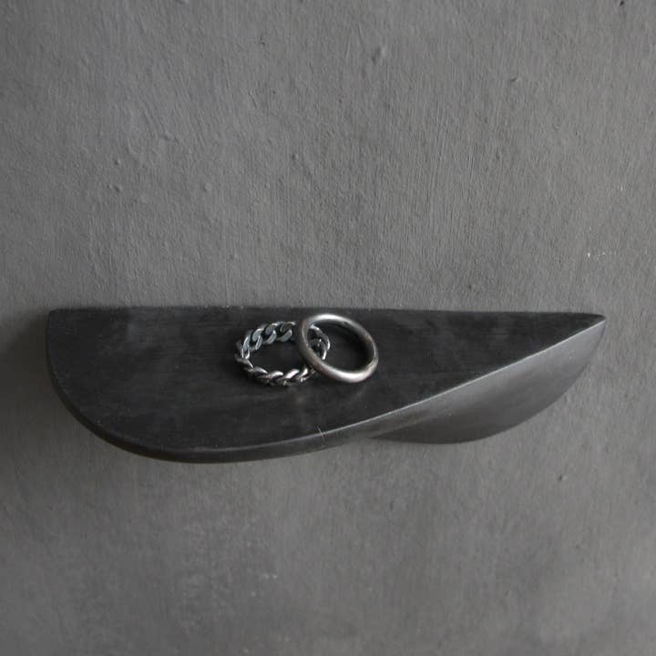 Formpoet - Wholesale Wall Mounted Shelf - Concrete wall shelf small - black10