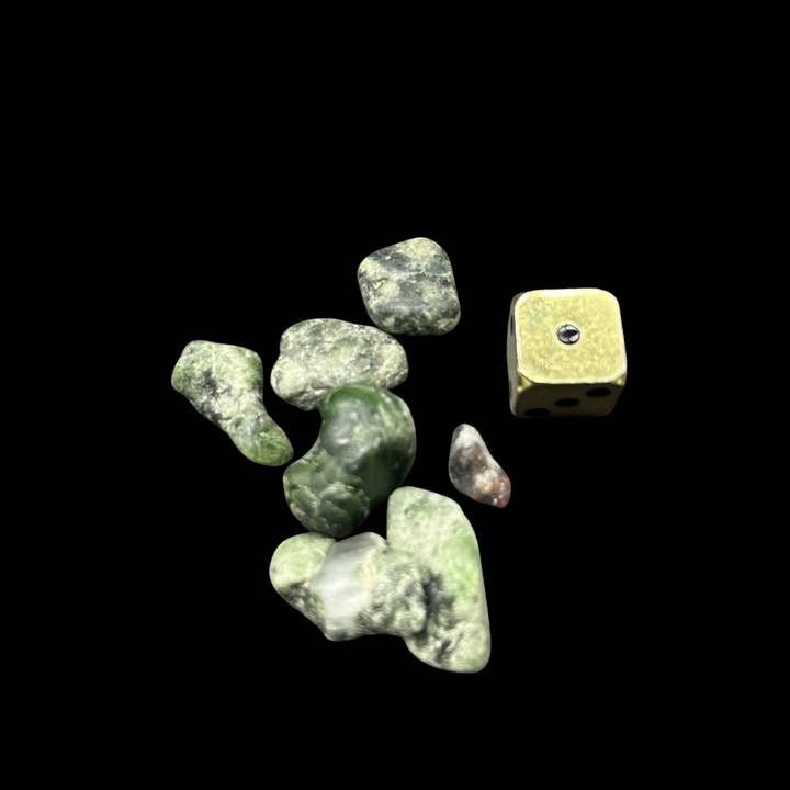 Geoworld Gallery - Wholesale Spiritual Stone/Crystal - Geoword - Tumbled Stone - Diopside - S2