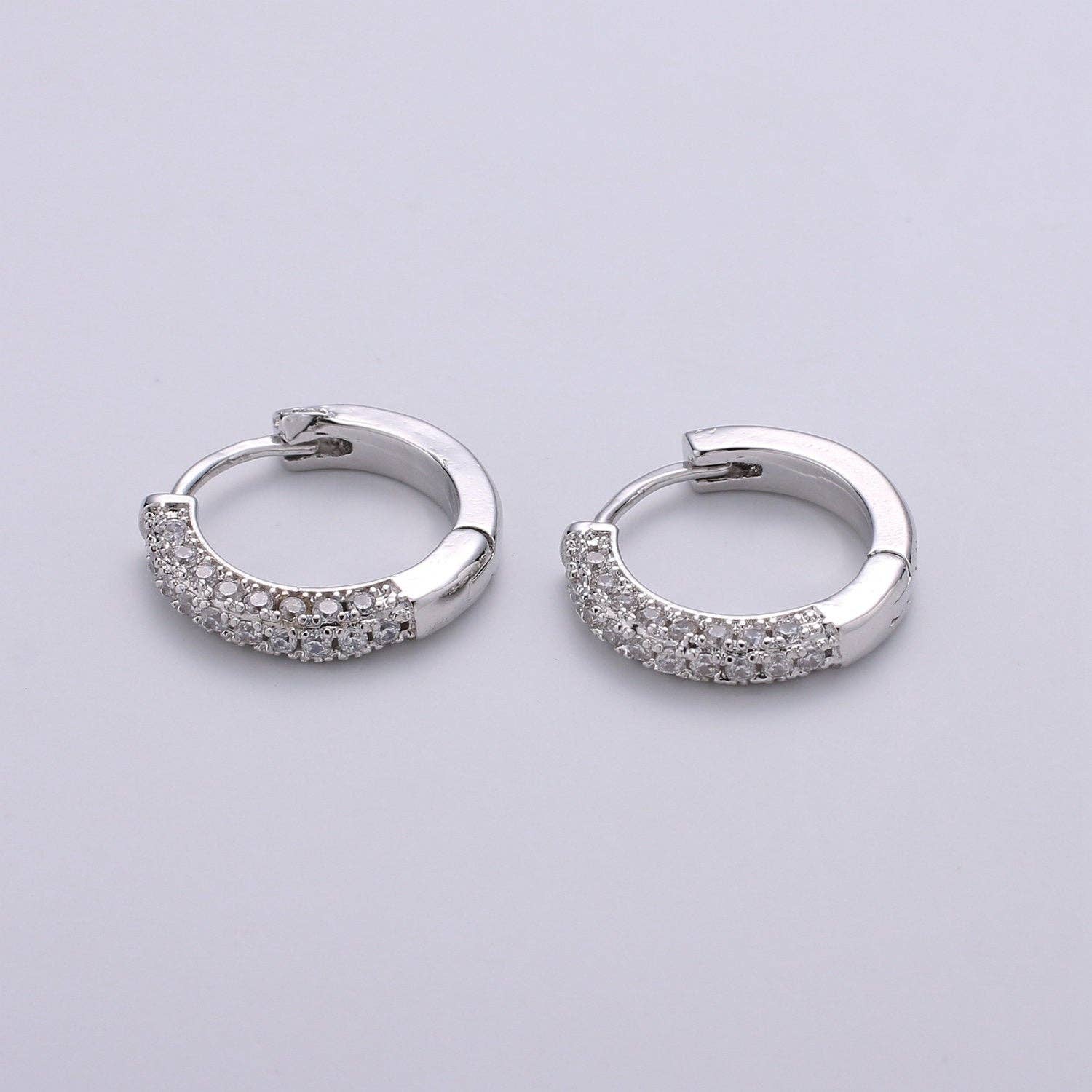 Aim Eternal - Wholesale Huggie Earrings - 1 pair 14k Gold Filled Minimalist Earring Dainty CZ Huggie Hoop Earrings Silver Earring 18mm Q113-Q1151