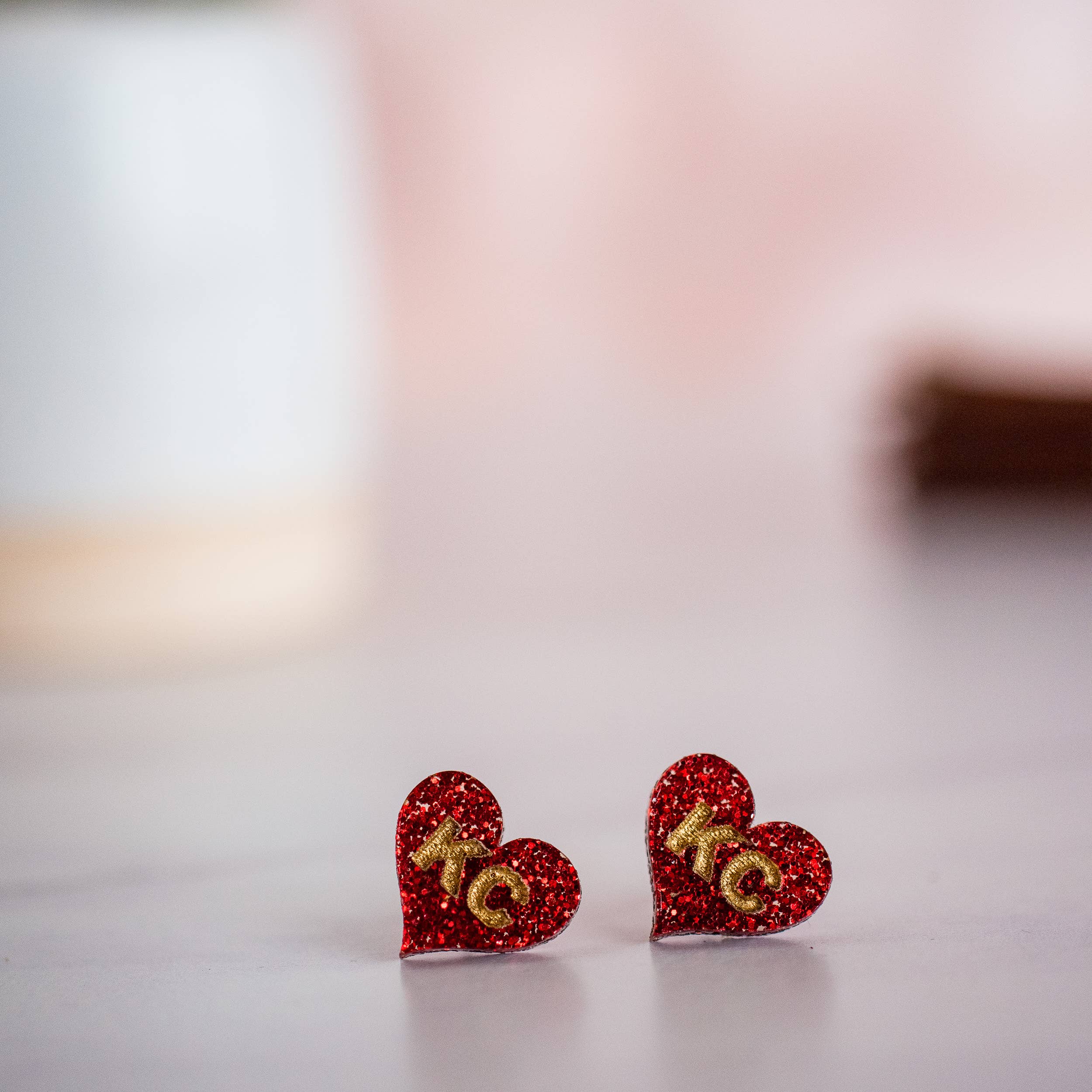 Stellar Gifts & Goods Wholesale - Wholesale Stud/Post Earrings - KC Football - KC Heart Studs Red & Gold Glitter Kansas City1