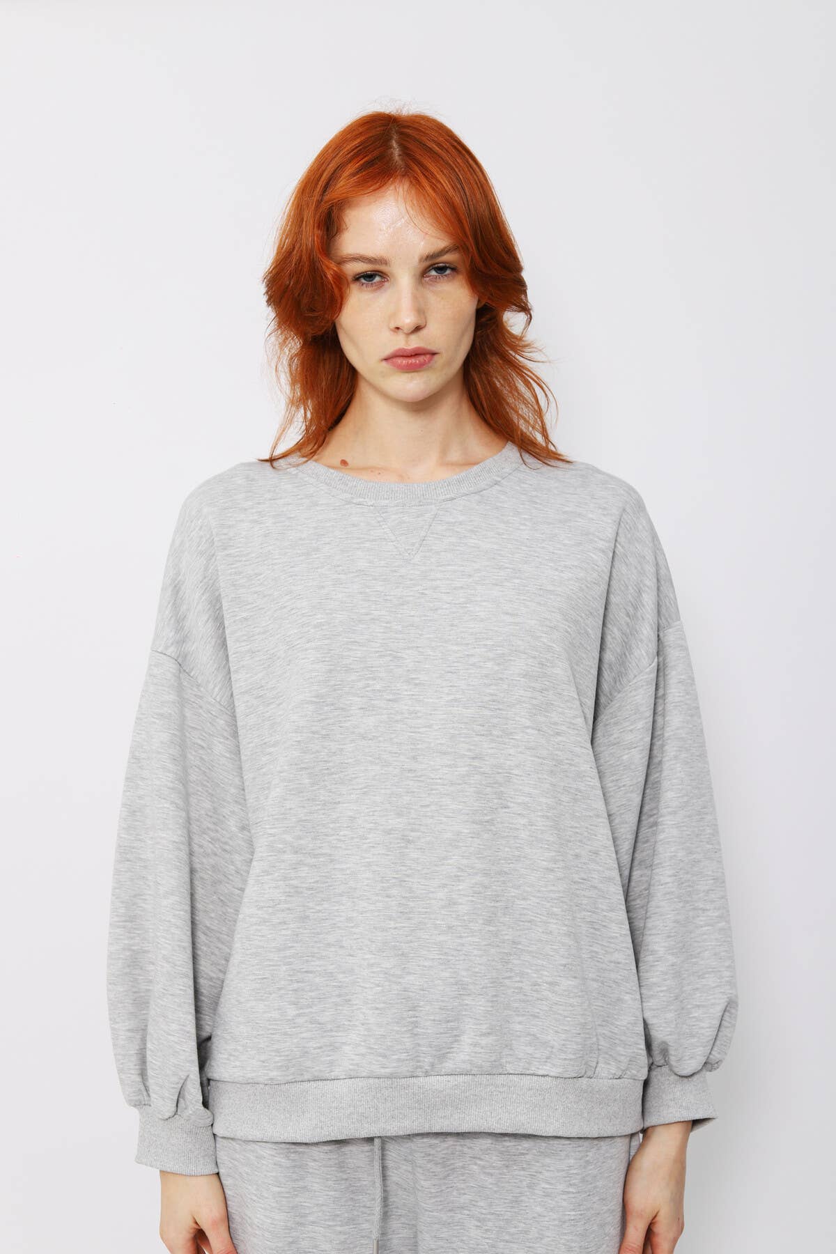 EASY MODE - Wholesale Sweatshirt - Women's - Sweatshirt - 11810