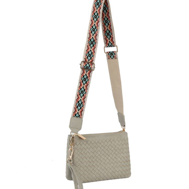 Handbag Factory Corp – wholesale Crossbody bag – Women's – Small Crossbody Guitar Strap Classic Purse