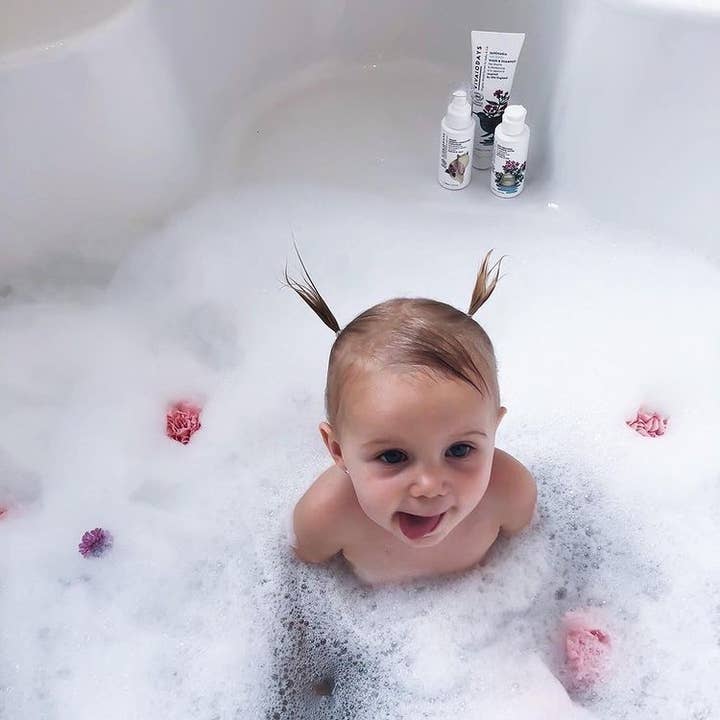 VIVAIODAYS – wholesale 2-i-1 schampo och kroppstvål - Baby – Doftfri Saponaria No-Tears Wash & Shampoo1