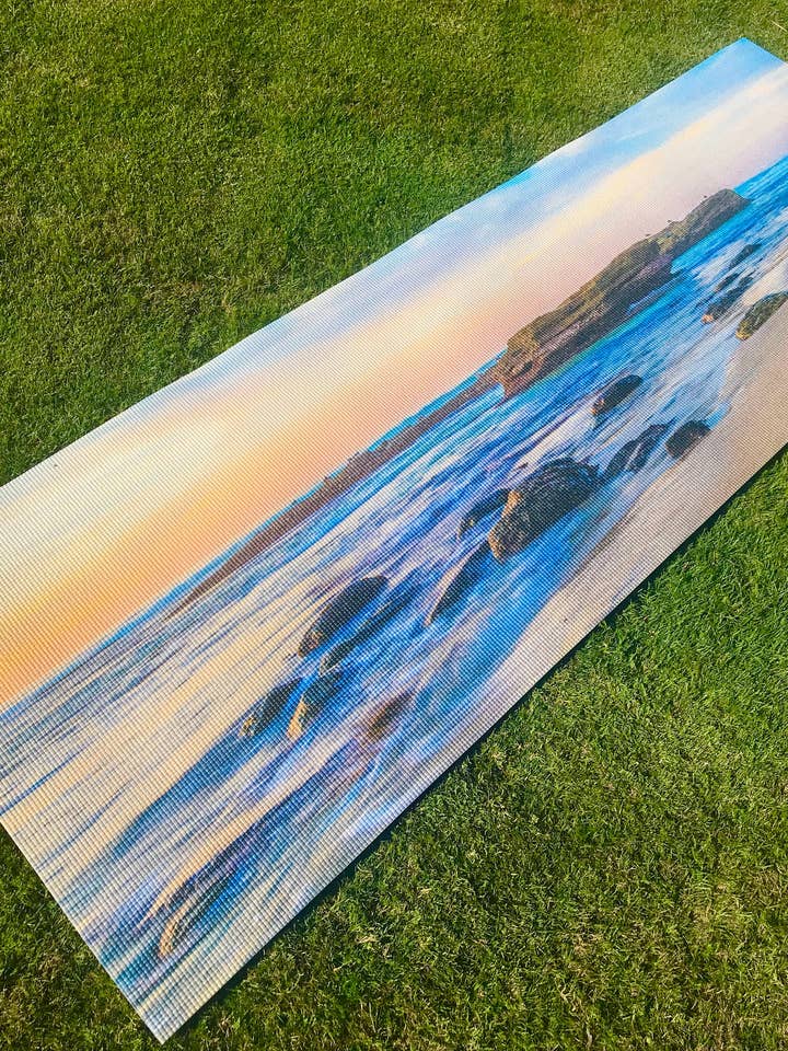 Beach yogamat - witte achterkant voor wholesale door Yoga Photo Mats